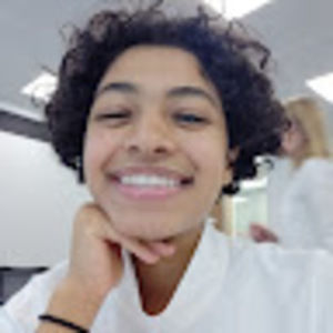 Meet your Posher, Majd